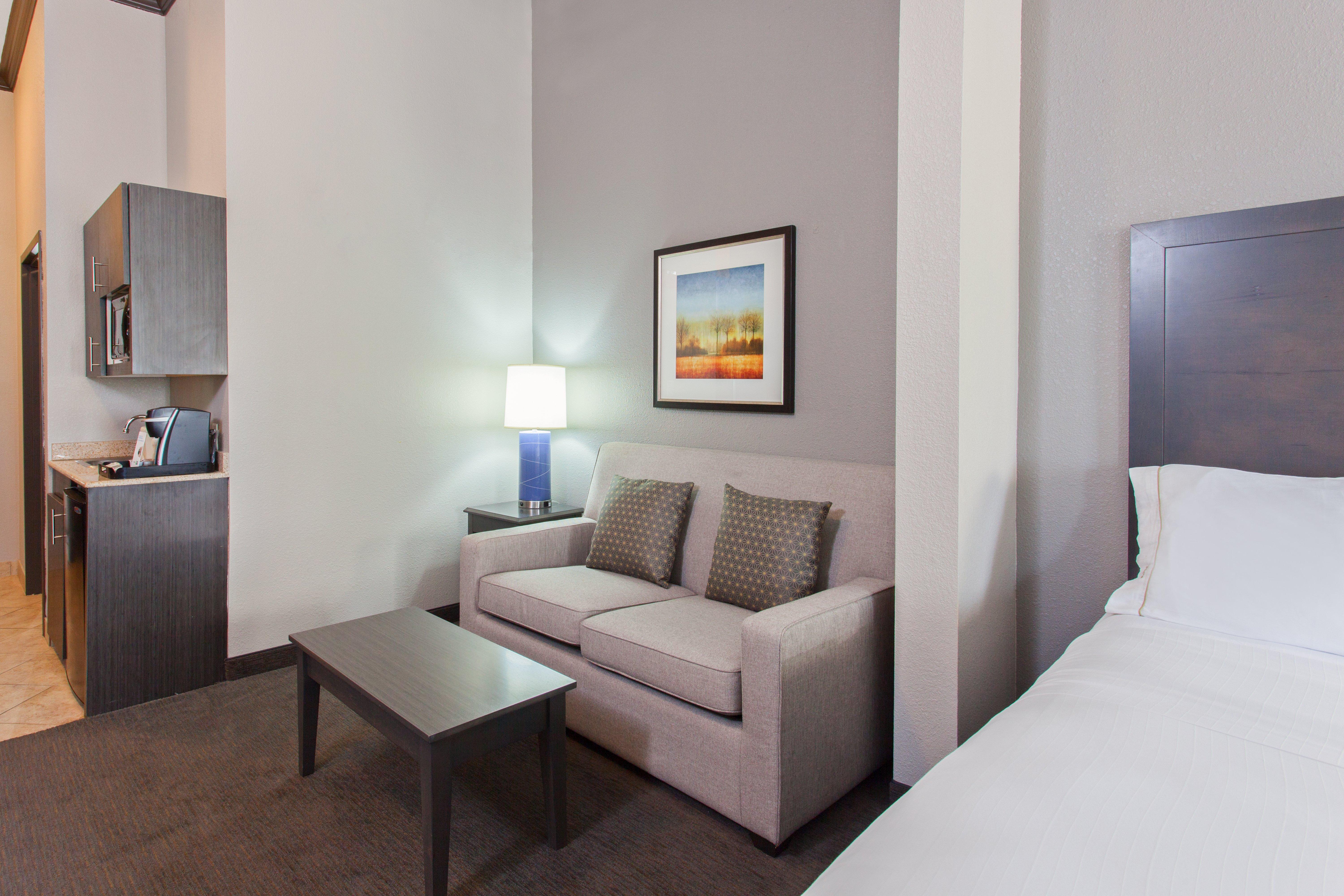 Holiday Inn Express & Suites Wharton By Ihg Εξωτερικό φωτογραφία