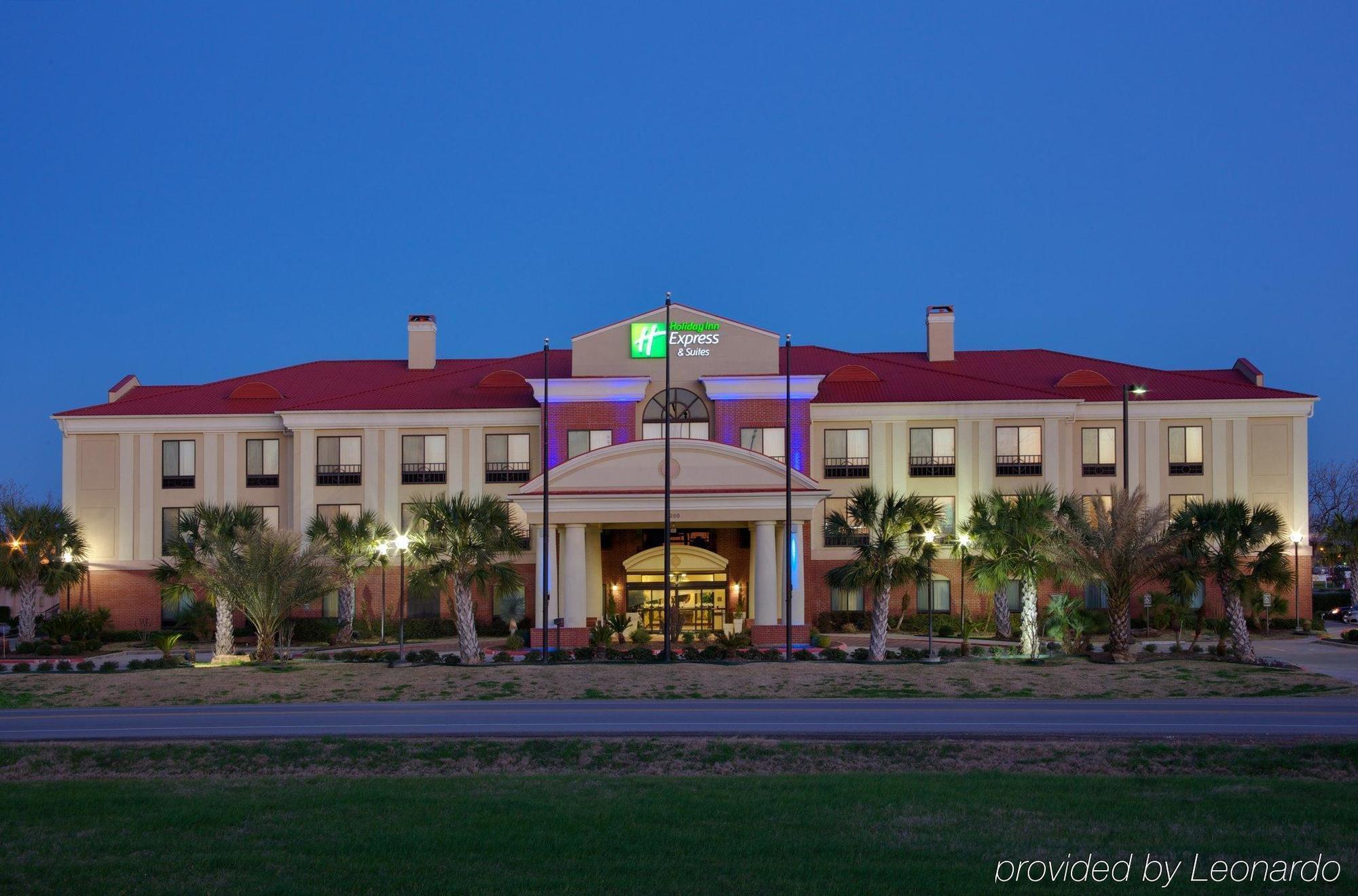 Holiday Inn Express & Suites Wharton By Ihg Εξωτερικό φωτογραφία