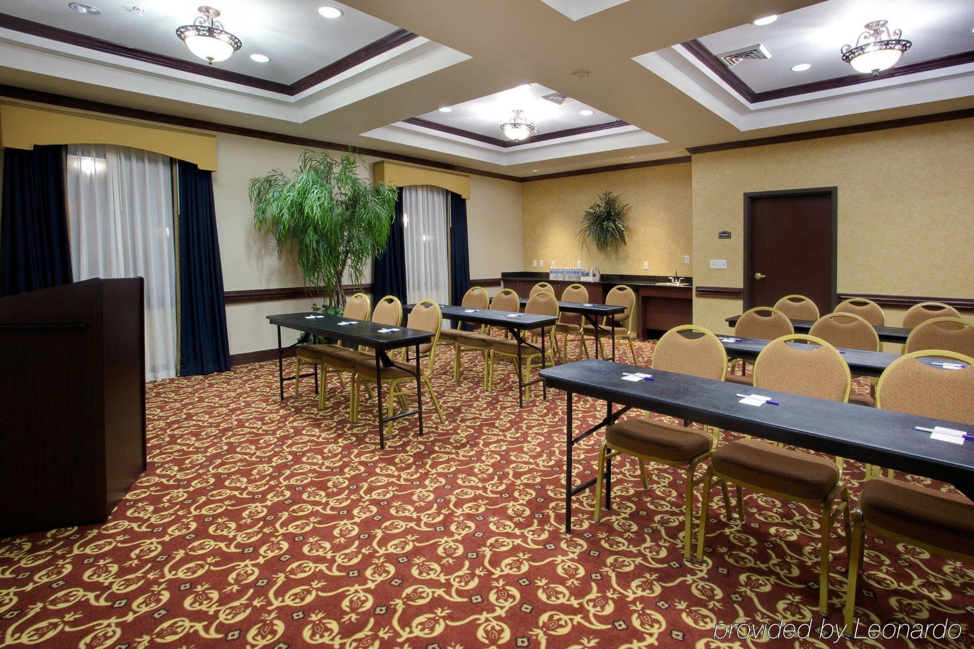 Holiday Inn Express & Suites Wharton By Ihg Ανέσεις φωτογραφία