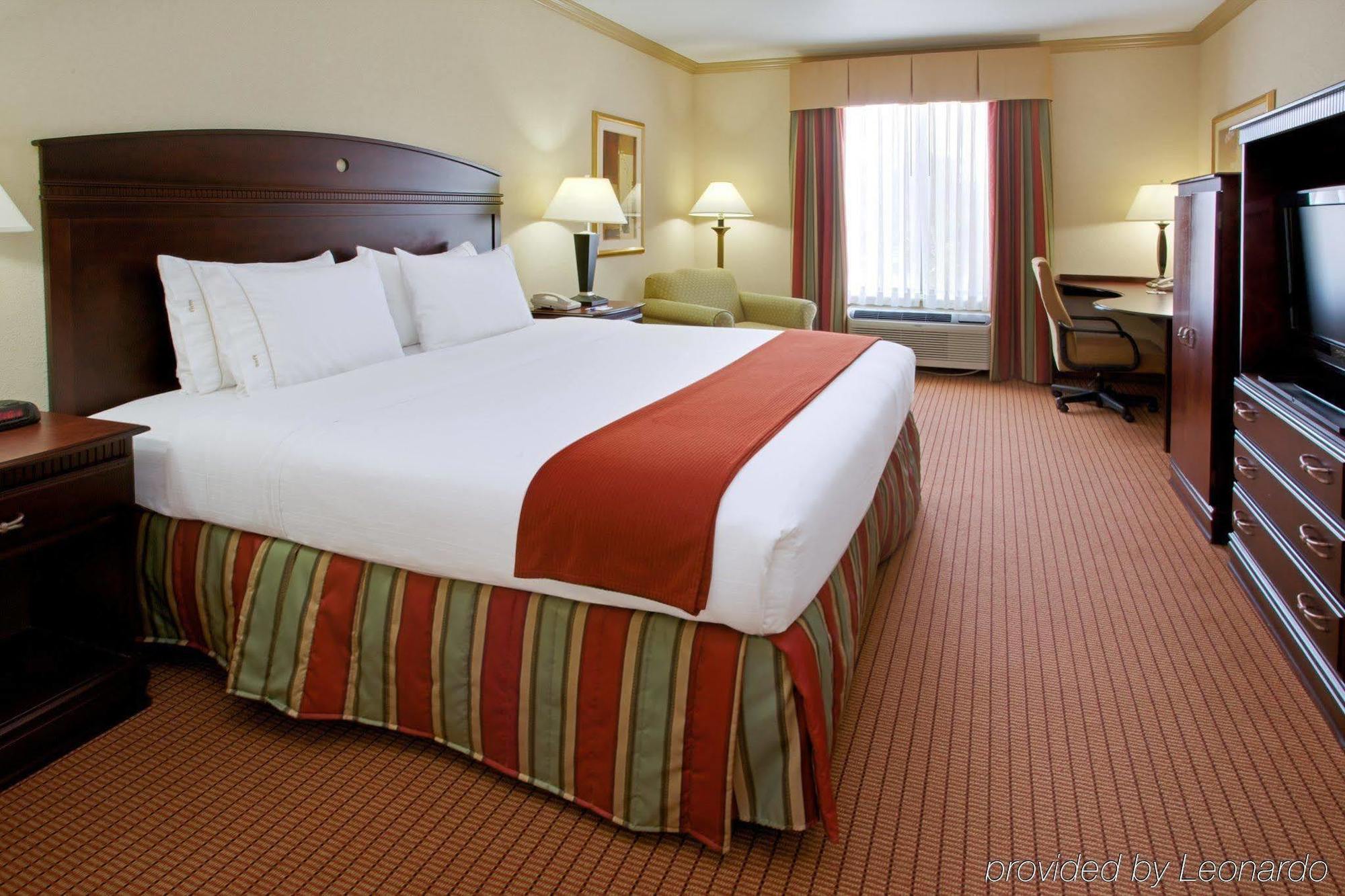 Holiday Inn Express & Suites Wharton By Ihg Εξωτερικό φωτογραφία